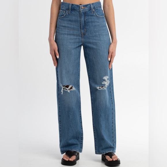 Levi’s High Wasted Straight Jeans - Picture 2 of 8